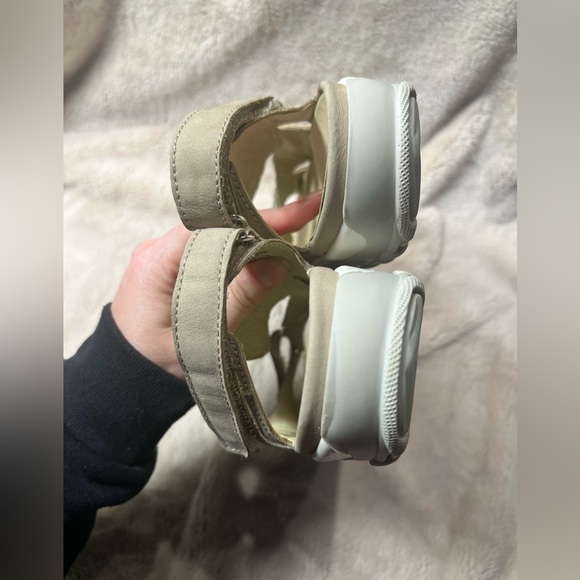 Dynamic Waldläufer Comfort Sandal Women Size 8 US  Gray Taupe Leather Backstrap - Picture 4 of 9